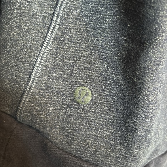 Lululemon men’s blue crew neck sweatshirt size large - Picture 7 of 8
